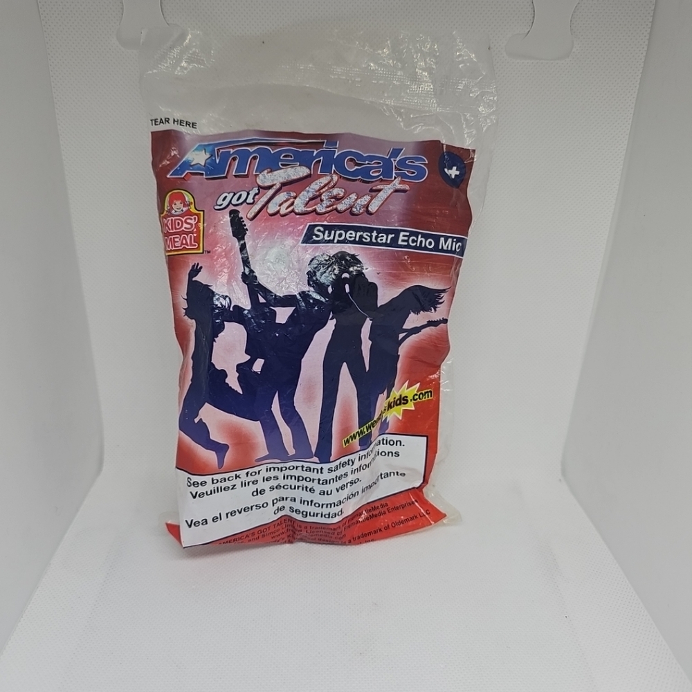 America's Got Talent Superstar Echo Mic Wendys 2010 - NEW - RARE